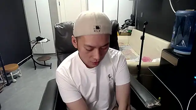 yichen008's live cam