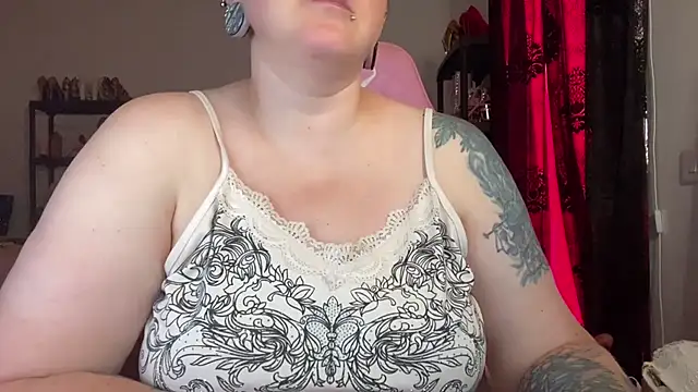 kisicaxx webcam