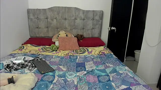 MonicaTsX webcam