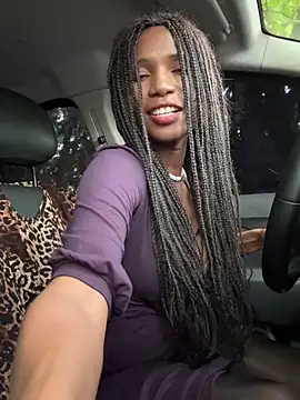 ShantelSexyYoungMilfie webcam
