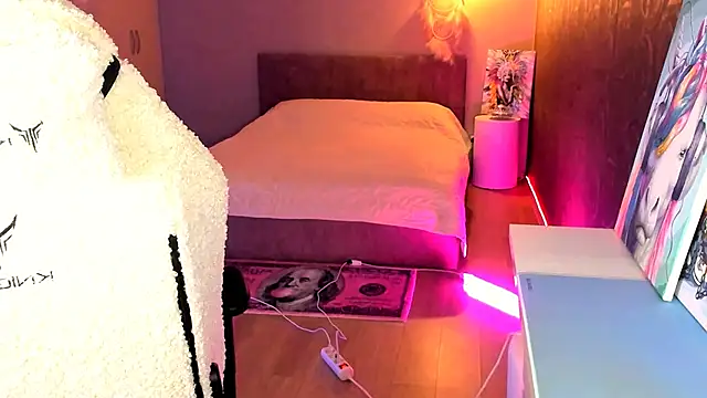 tykioty_Miley webcam