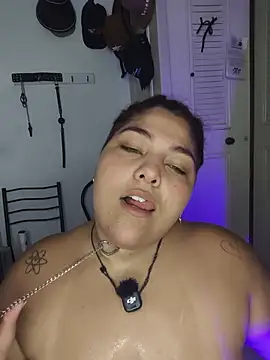 kendra_lil_evill webcam