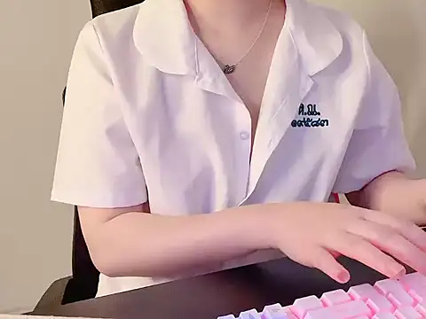 hunhun122 webcam
