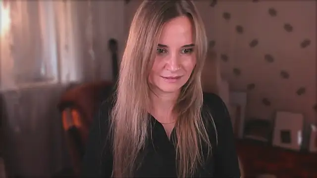 MiaSparkes webcam