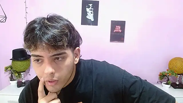 zayne_lyon webcam