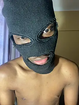 lootlove-26 webcam