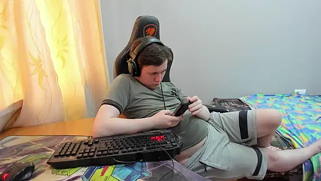 iliaskrislove webcam