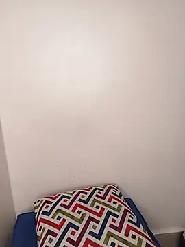little_creamy webcam