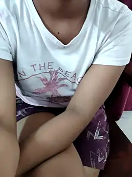yours_queen_ webcam