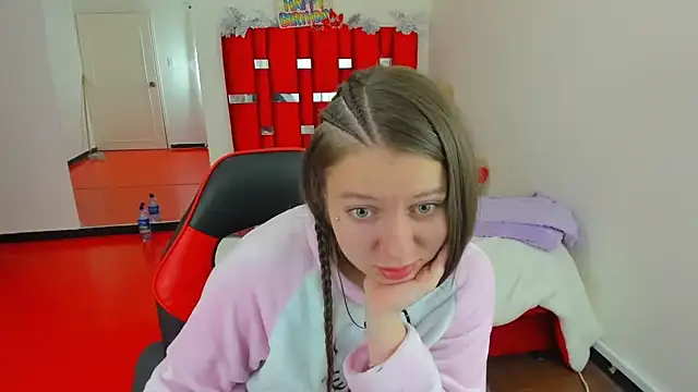 Luna_Analya webcam