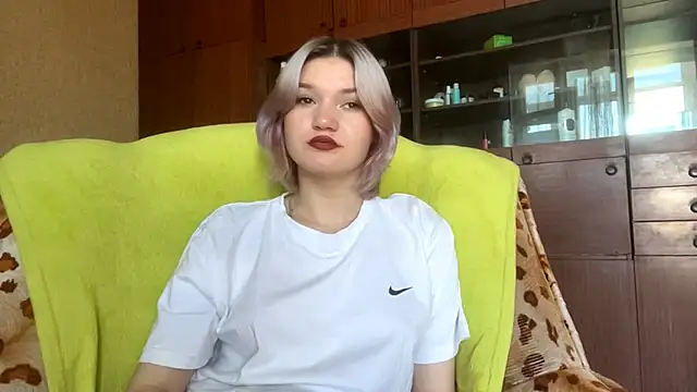 pearlycafferky - PearlyCafferky's free webcam - UK Sex Cams