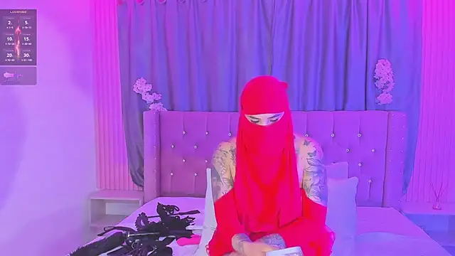 Nayla-Mouna webcam