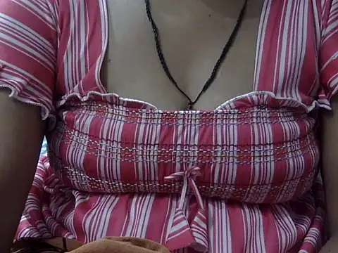 usha__004 webcam