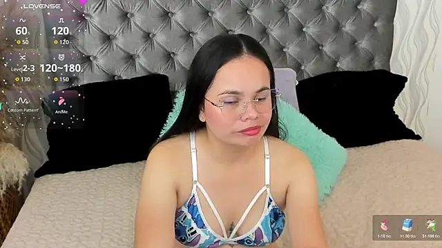 katt_eyes__ webcam