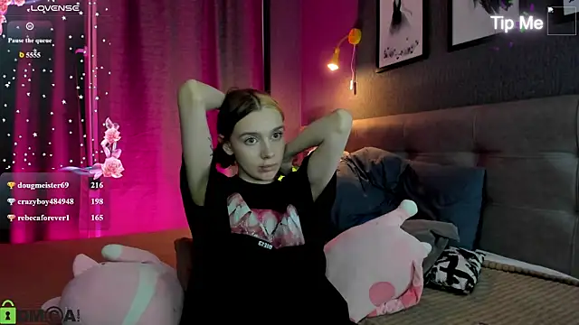 Lesi_Moonie01 webcam