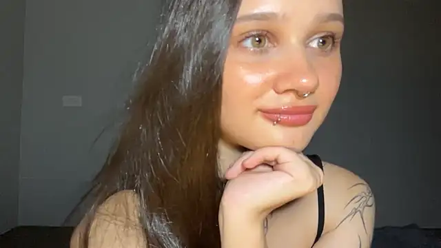 MayraLucarelli webcam