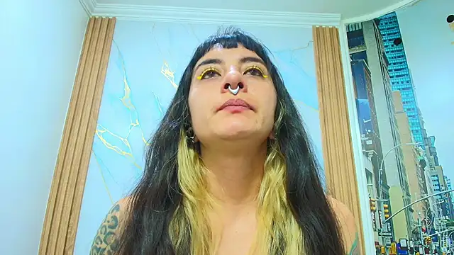 Naughty_Kittenm webcam