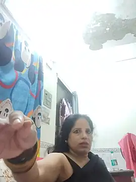 SWEETY01990 webcam