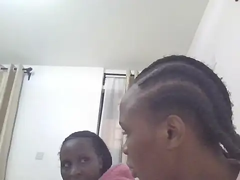 maraclara0012 webcam