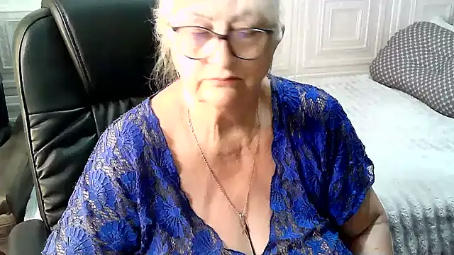 LolkaAlyss webcam