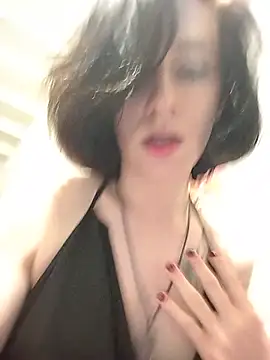 mickequinee (T young) - GET NAKED IN PUBLIC WC + SLAP TITS