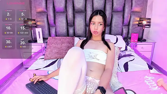 AriRose webcam