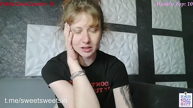 SweetSeraphine webcam