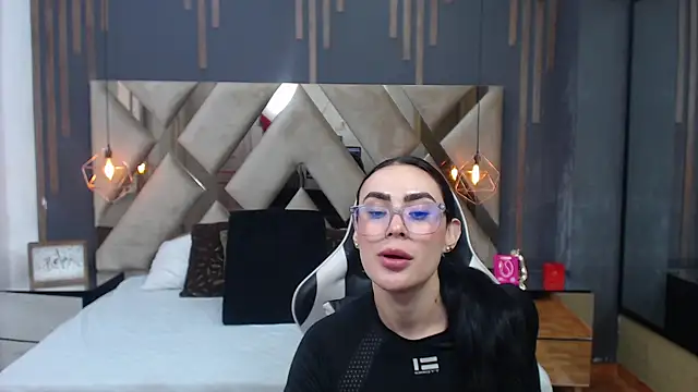MartinaaFit webcam