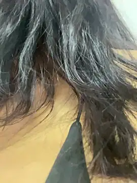 LiliMilk_21 webcam