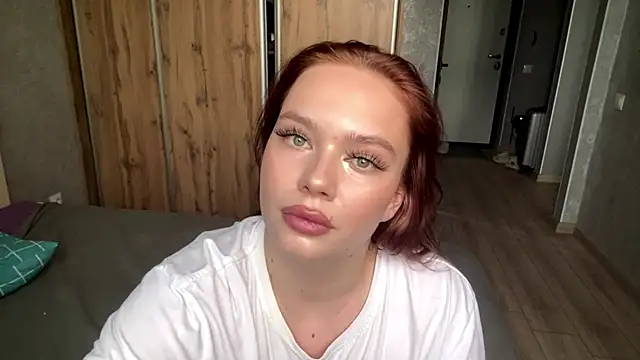 MollyFenx webcam