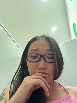 trytomakememoam webcam
