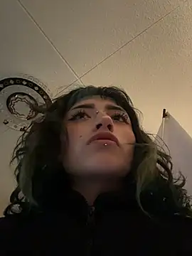 baby_akuma webcam