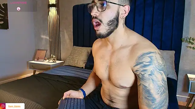 Liam_Kleiin webcam
