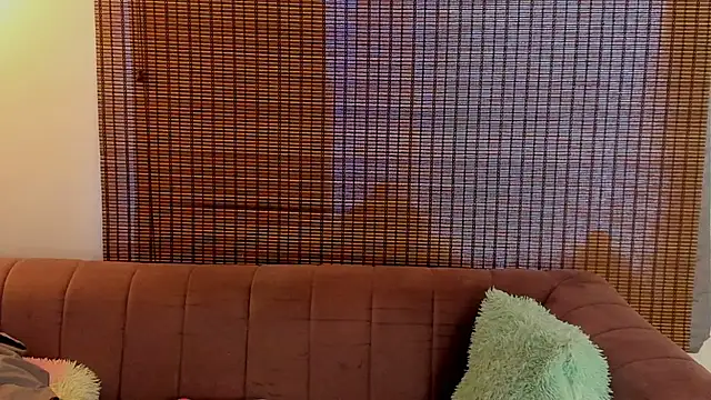ariana_cross webcam