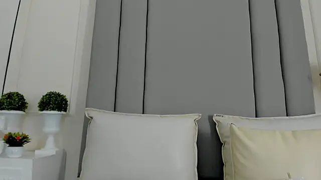 CannelaSmith webcam