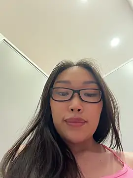 trytomakememoam webcam