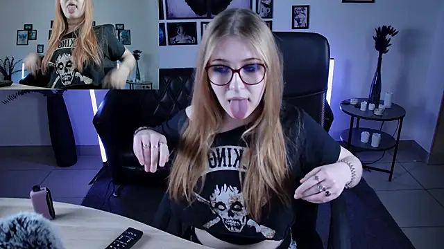 lanafitch webcam