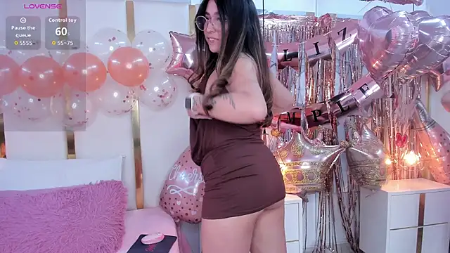 KamilaVegga webcam