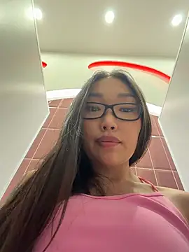 trytomakememoam (F young) - Deepthroat in the bathroom 🚽