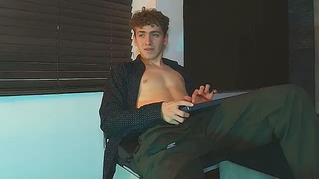 Tyler_Mcrey webcam