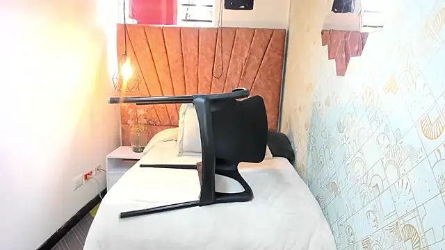 Zoe__Taylor__ webcam