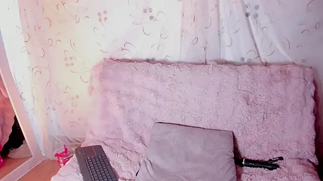 KuraiBi webcam