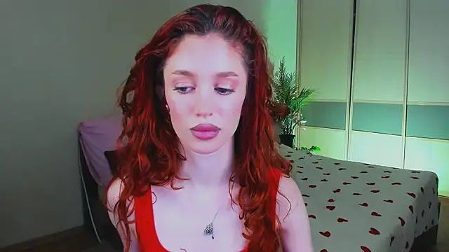 ChristinaConteeree webcam