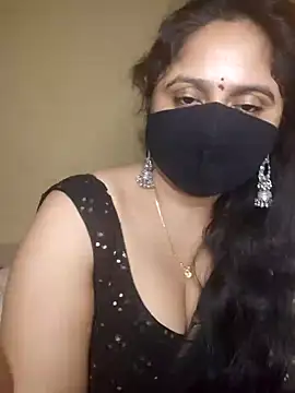 Sravvi499 webcam
