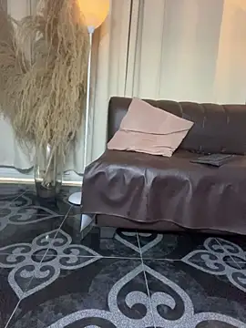 Maii_Luna webcam