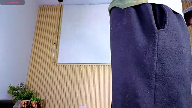 maxmuscle10 webcam
