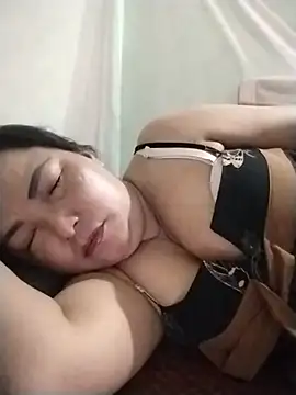 Naaya8109 webcam