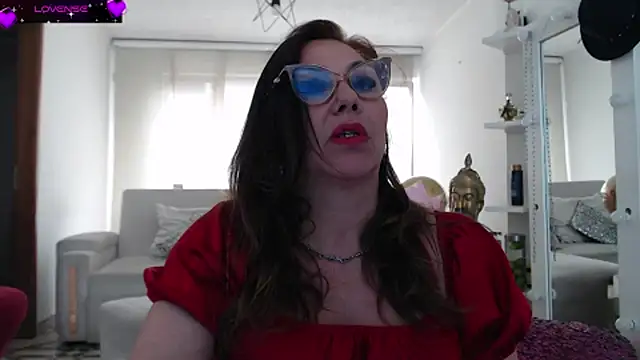 Myrnasexxx webcam