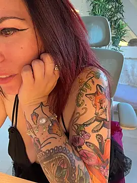 LunaMoongirl webcam