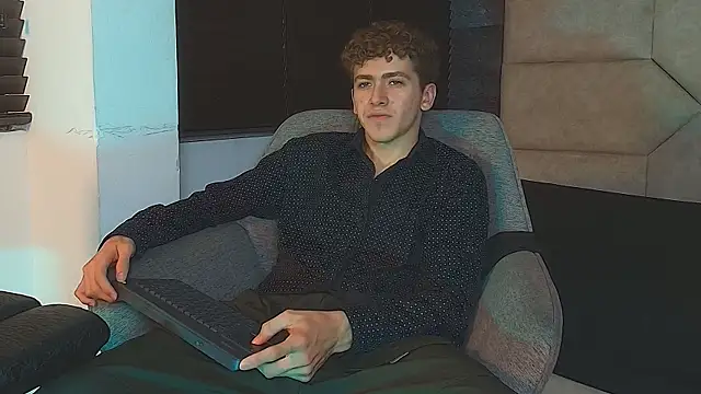 Tyler_Mcrey webcam